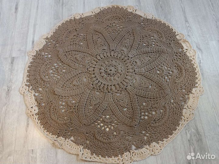 Ковер из полиэфирного шнура