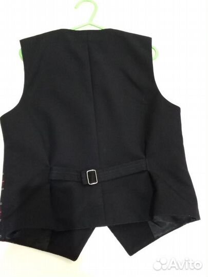 Жилетка для мальчика школьная