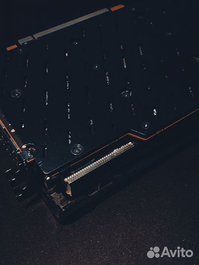 Видеокарта XFX 6800 16GB