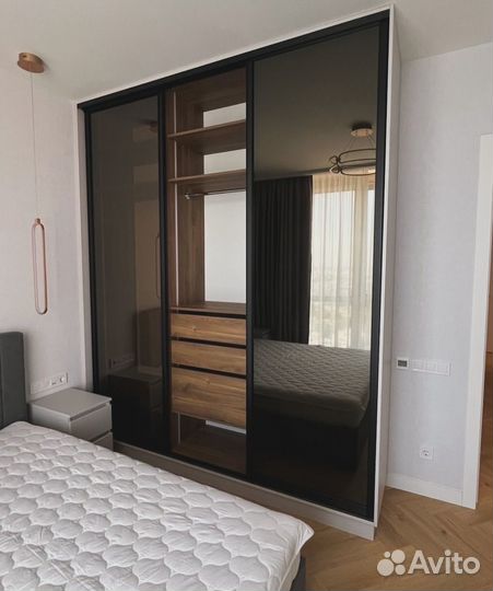 Шкаф купе темный под ключ/с доставкой