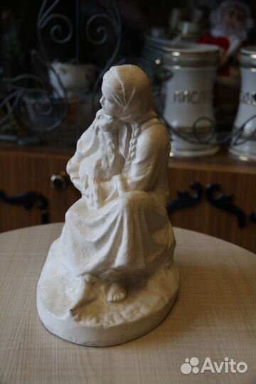 Статуэтка. Алёнушка с козлёнком Гипс