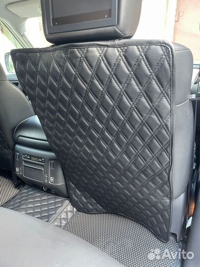 Защита на спинку сиденья