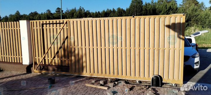 Автоматические гаражные ворота 2900 * 3300