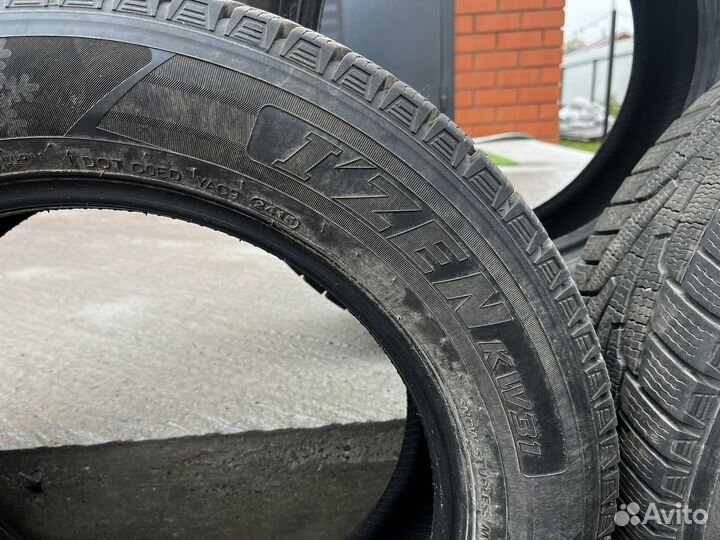 Kumho I'Zen KW31 215/60 R17