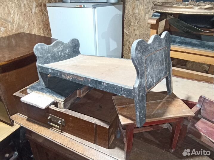 Антикварная кукольная мебель