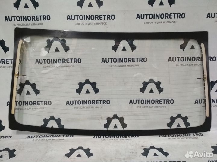 Стекло заднее Renault Logan