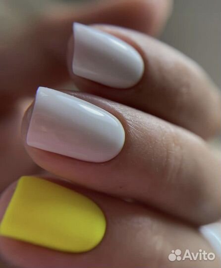 Маникюр с покрытием гель-лаком