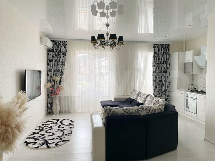 2-к. квартира, 92 м², 2/6 эт.