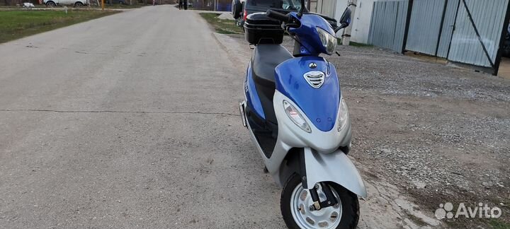 Скутер 50 кубов