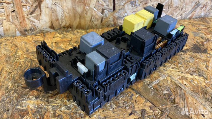 Блок предохранителей Mercedes-Benz Sprinter