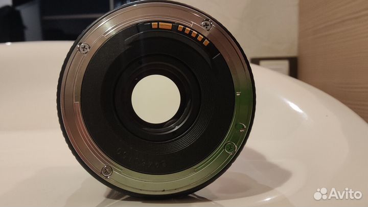 Объектив Canon EF 20mm f/2.8 USM