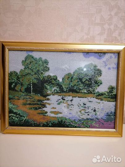 Картина вышитая бисером