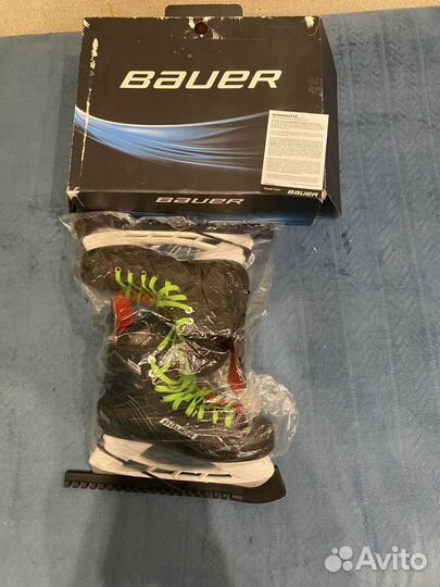 Коньки хоккейные