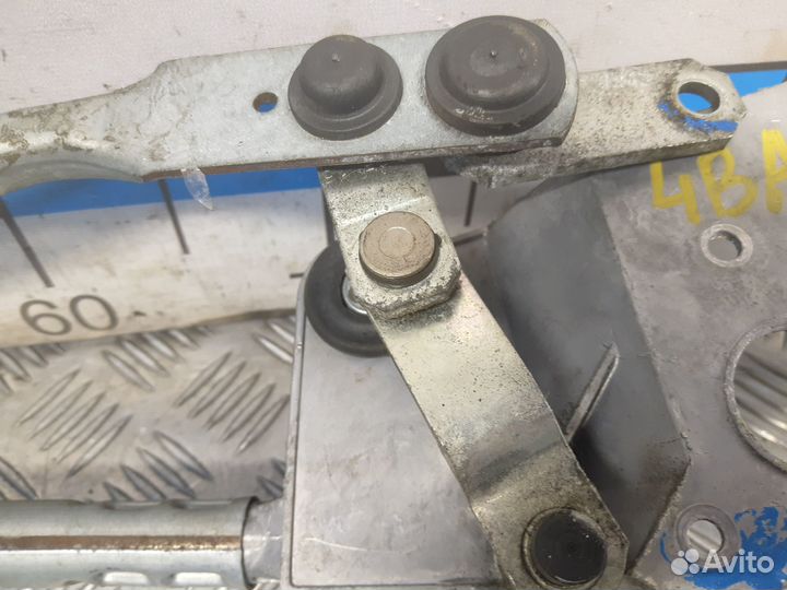 Б/У Трапеция стеклоочистителей Porsche Cayenne