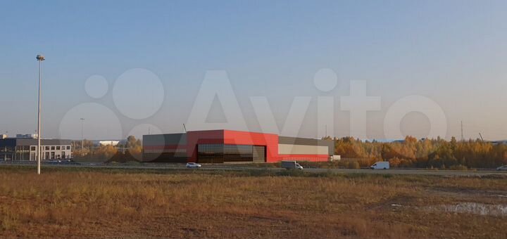 Складское здание с шоурумом, 8700 м²