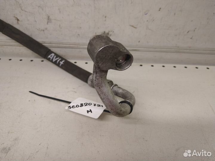 Шланг кондиционера Пассат В6 3C0820721M