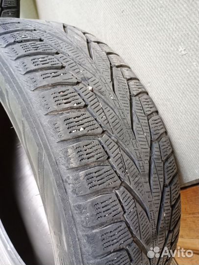 Nokian Tyres Hakkapeliitta R2 SUV 225/60 R18