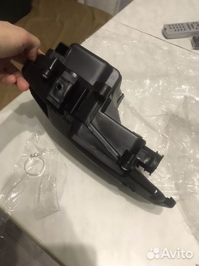 Корпус воздушного фильтра на скутер honda