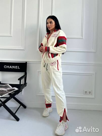 Спортивный костюм