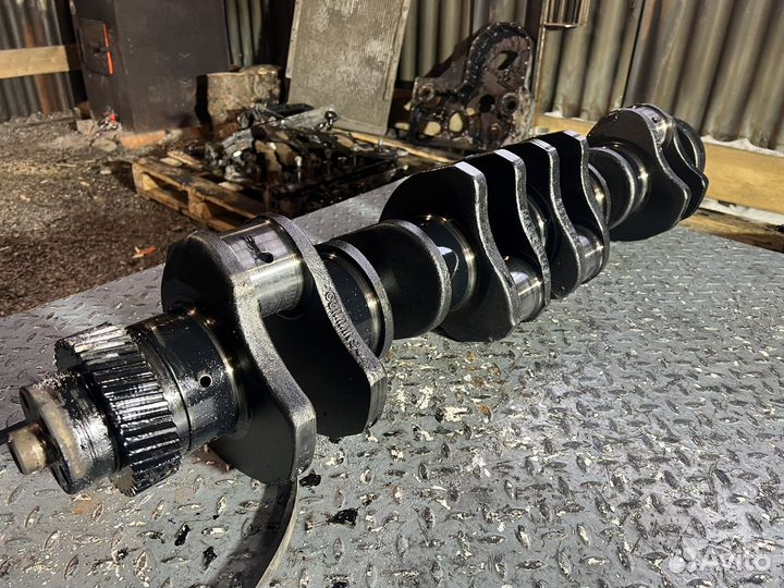 Коленвал cummins 11