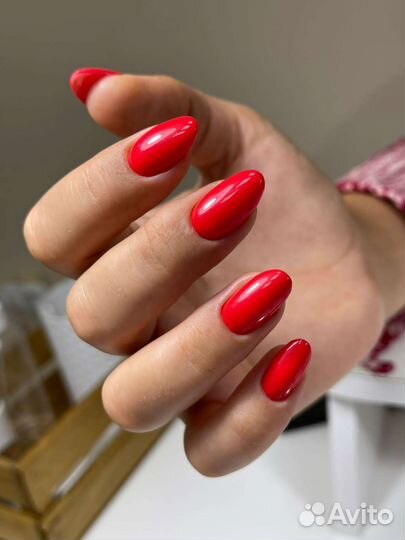 Мастер маникюра и педикюра