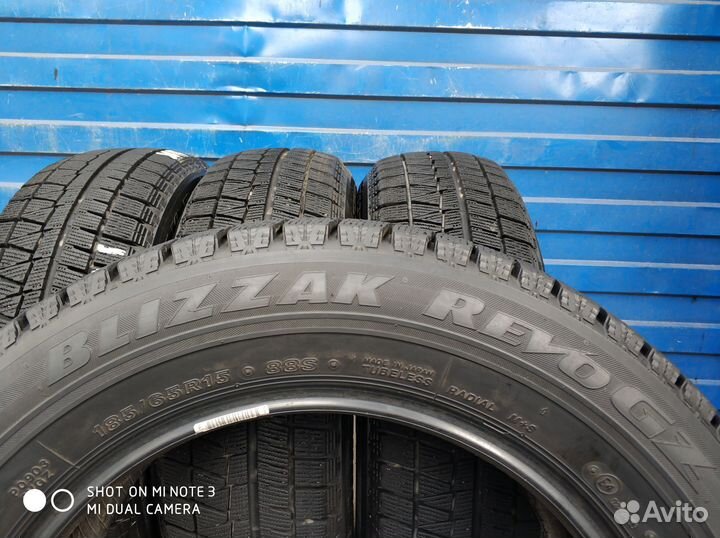 Bridgestone Blizzak Revo GZ 185/65 R15 88V