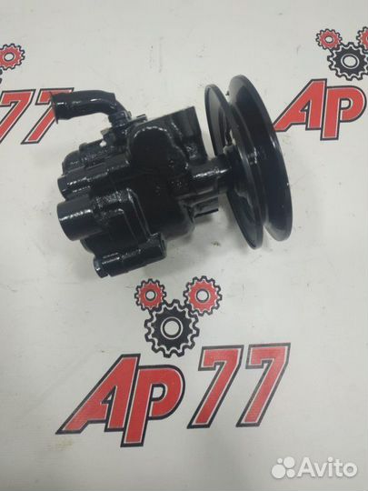 Насос гидроусилителя Mitsubishi L300 4D56 Mb501281