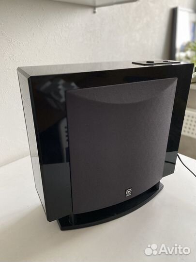 Сабвуфер Yamaha YST-FSW100 Новый