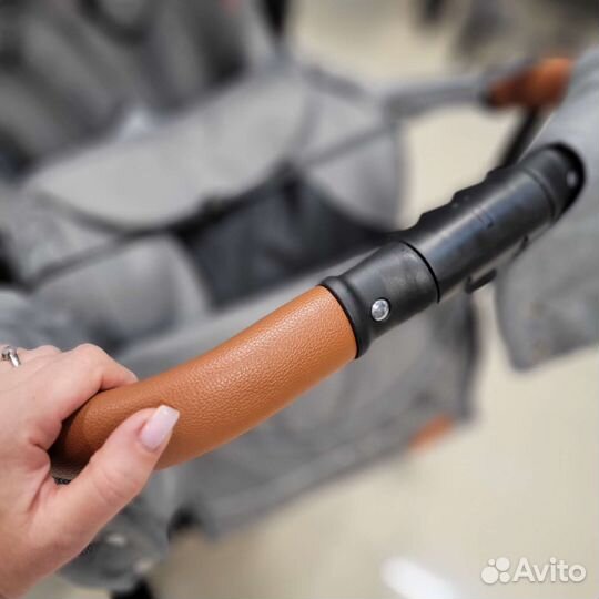 Коляска 3 в 1 Luxmom мягкая амортизация