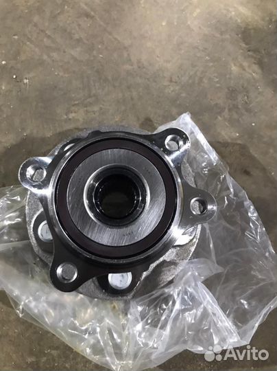 Ступицы новые оригинал Камри V70 V75