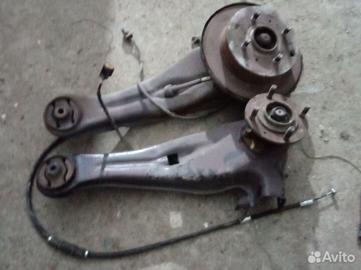 Рычаг задний на lancer 9