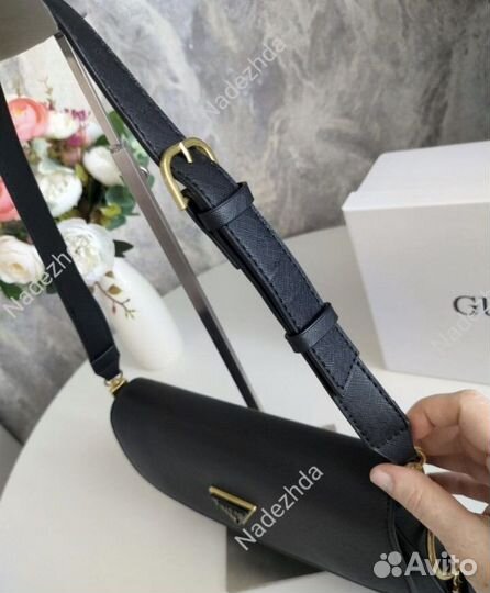 Сумка guess