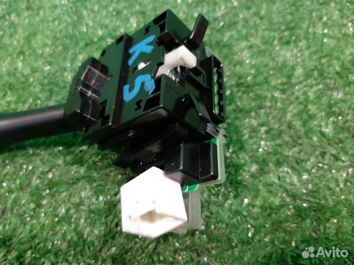 Подрулевой переключатель поворотов Mitsubishi Lan