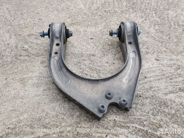 Верхние рычаги передней подвески для Mercedes W219