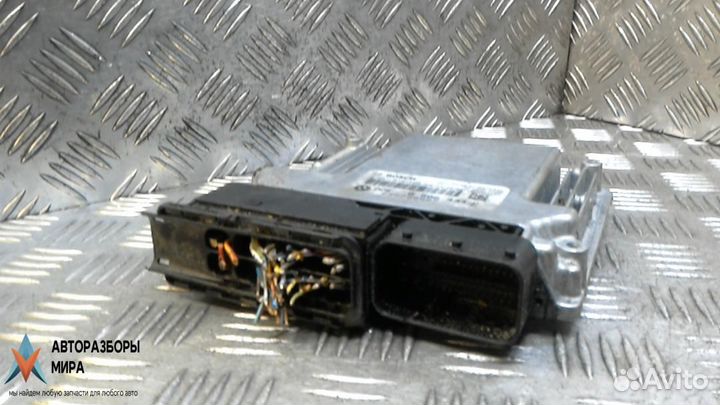 Блок управления двигателем BMW X1 E84 2010