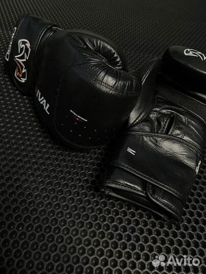 Снарядные перчатки Rival кожа
