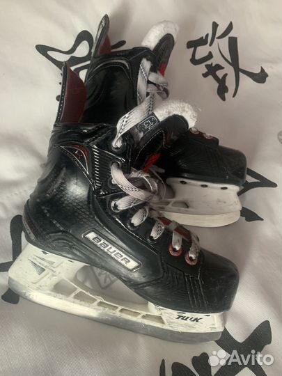 Коньки хоккейные бауер