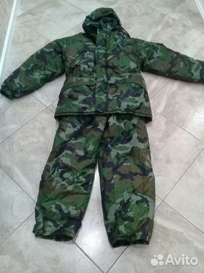 Костюм зимний почти новый р. 50