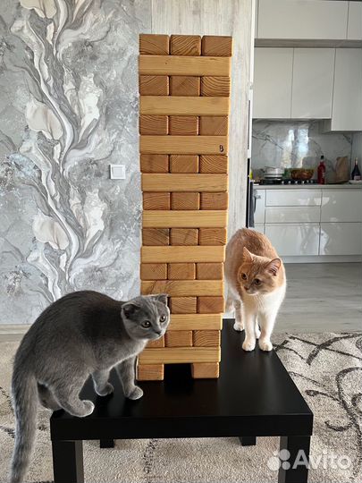 Падающая мега-башня 