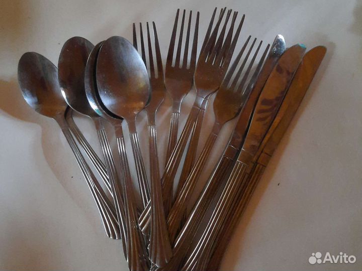 Столовые приборы