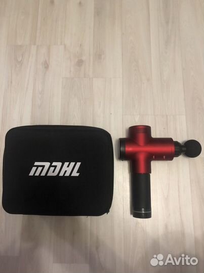 Перкуссионный массажный пистолет