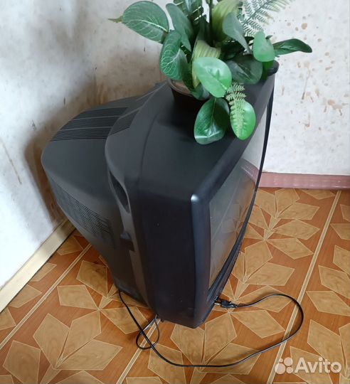 Стереомагнитола Вега Телевизор LG бу