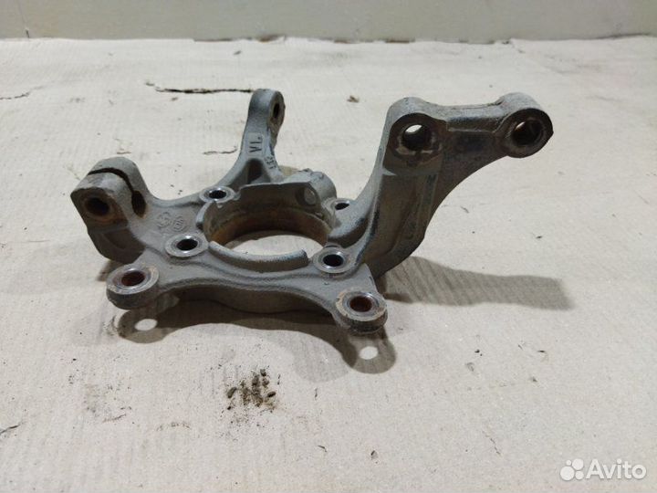 Кулак поворотный передний левый Kia Ceed JD G4FA