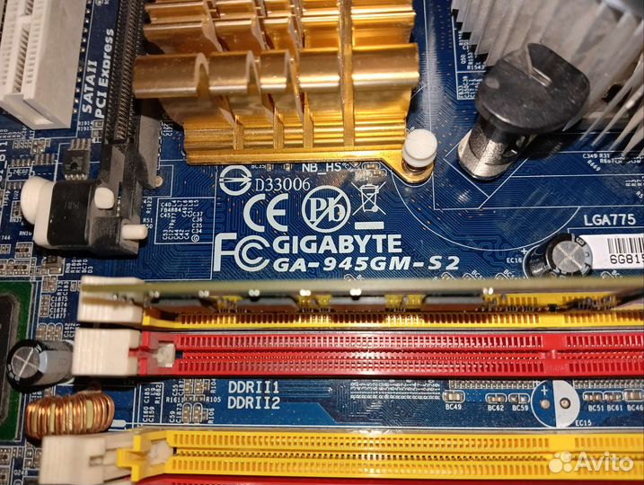 Материнская плата 775