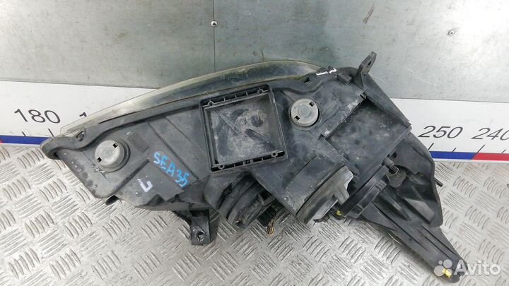 Фара Opel Vectra C (2002-2008)