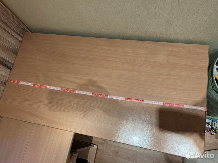 Стол угловой