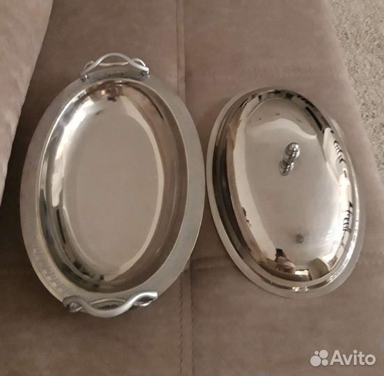 Блюдо с крышкой,овальное, стальное,Италия, новое