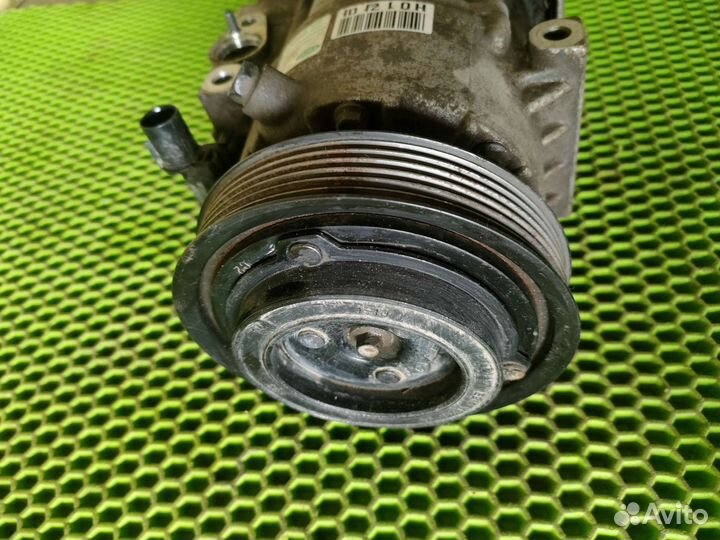 Компрессор кондиционера Hyundai Elantra HD