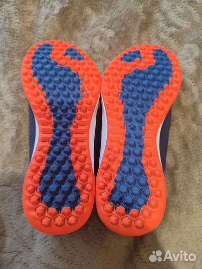 Детские футбольные бутсы 32 размер