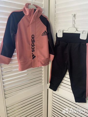 Спортивный костюм adidas для девочек